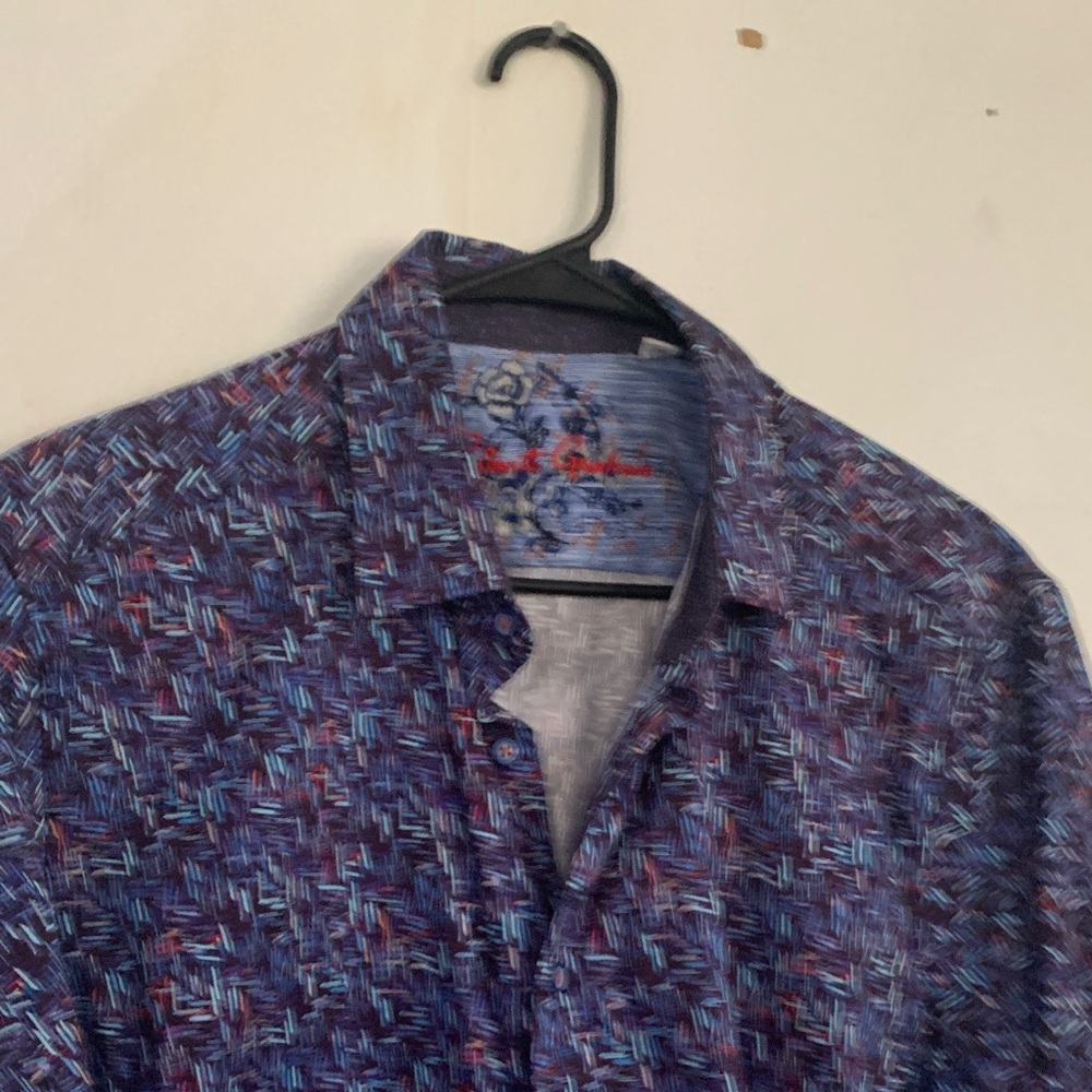NWOT Robert Graham Abstract Pattern Button Down Shirt in Blue and Purple.